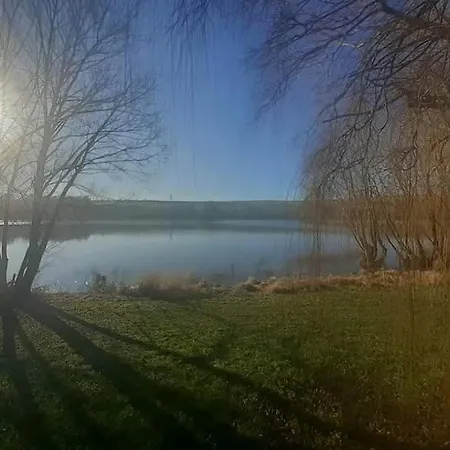 Kota Lac De Bairon אתר קמפינג Le Chesne (Ardennes)